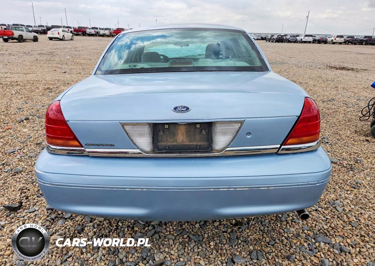 2003 Ford Crown Victoria VIN:2FAFP73W83X123376 - 6