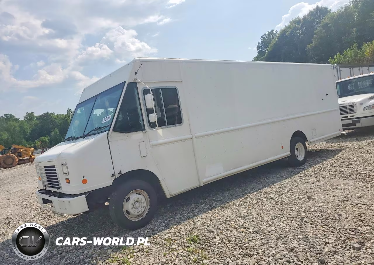 2012 Ford F59 Delivery Truck