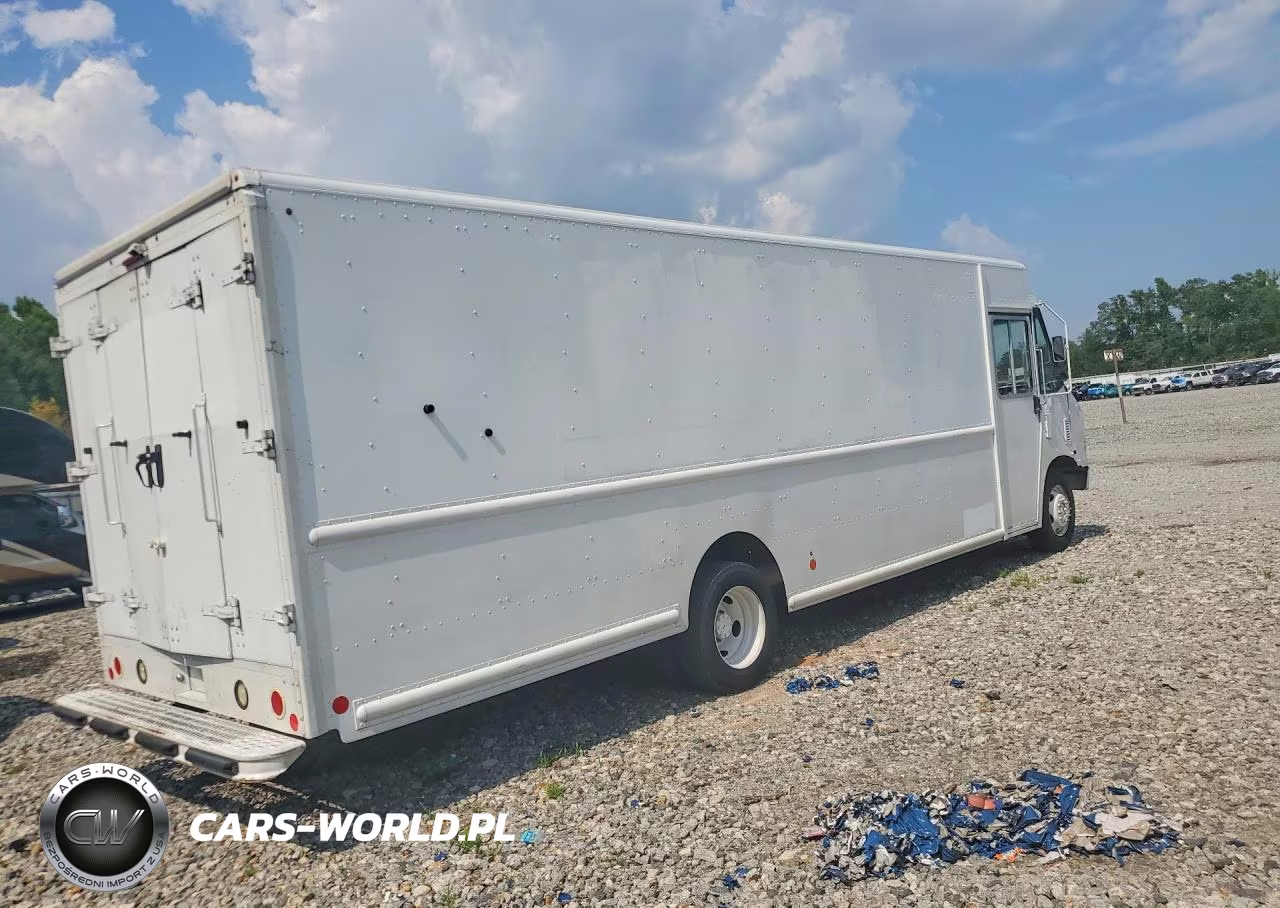 2012 Ford F59 Delivery Truck VIN:1F66F5KY2C0A07001 - 3