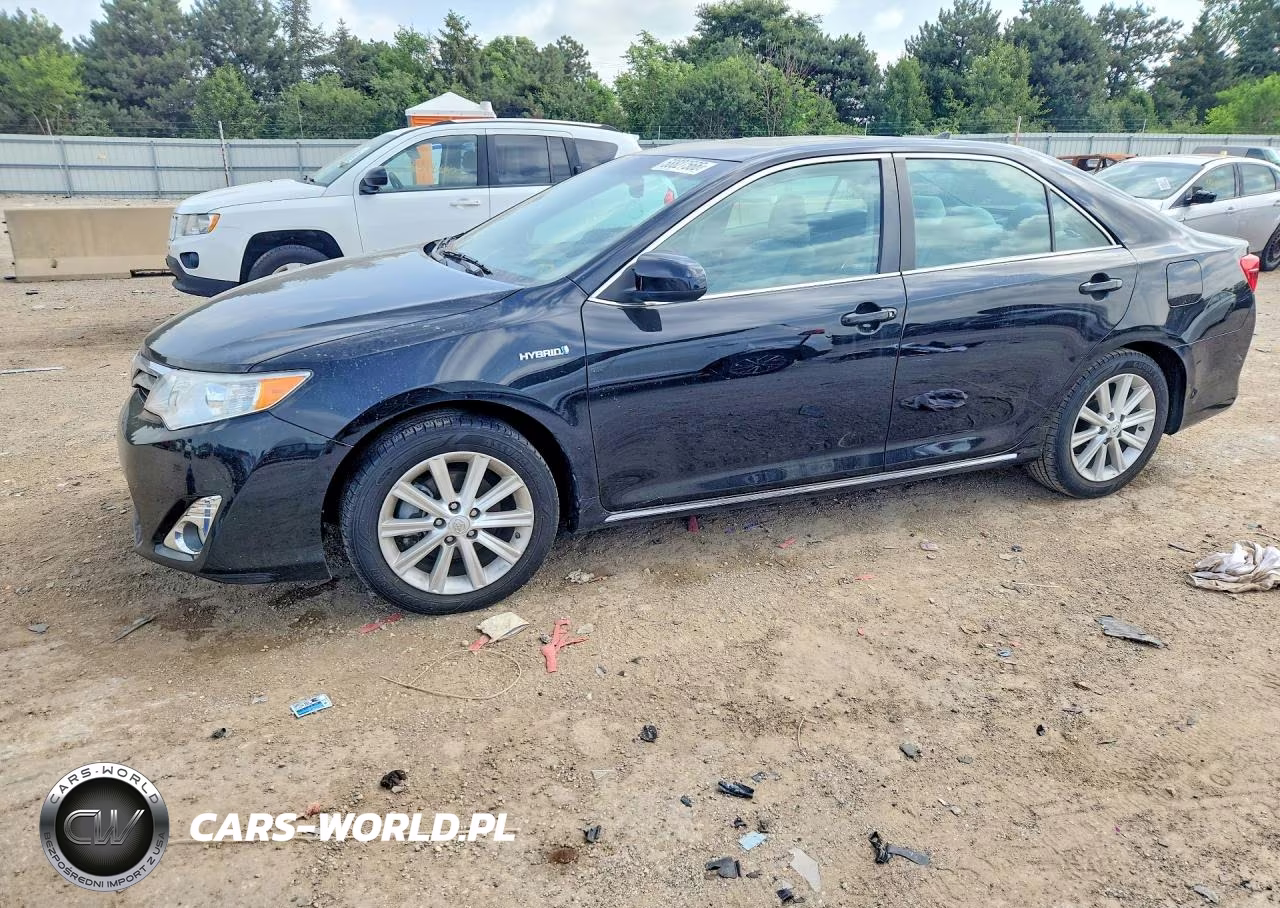 2012 Toyota Camry Hybrid Xle – zdjęcie 1 z 12