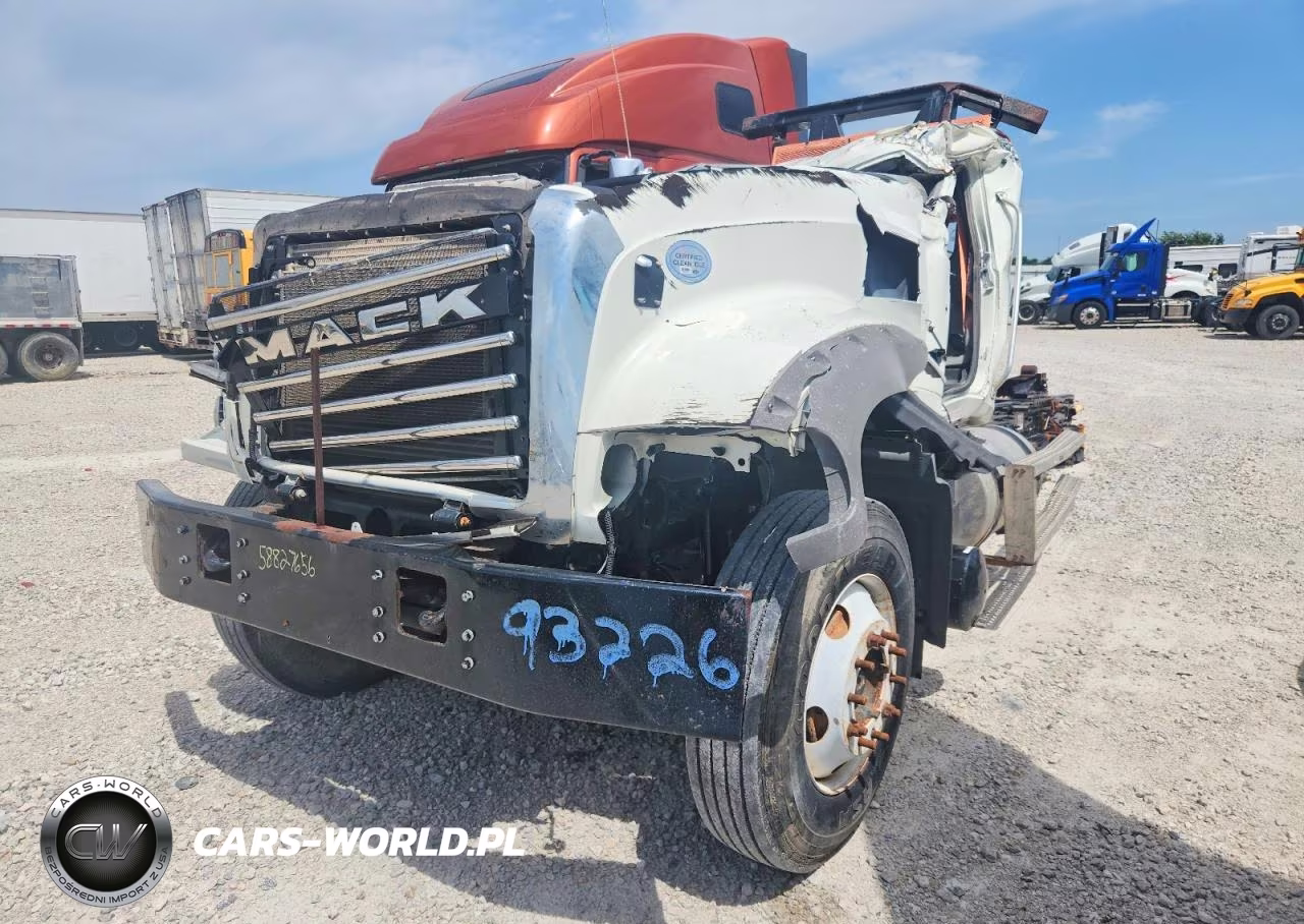 2015 Mack 700 Gu700 VIN:1M1AX04Y1FM024874 - 2