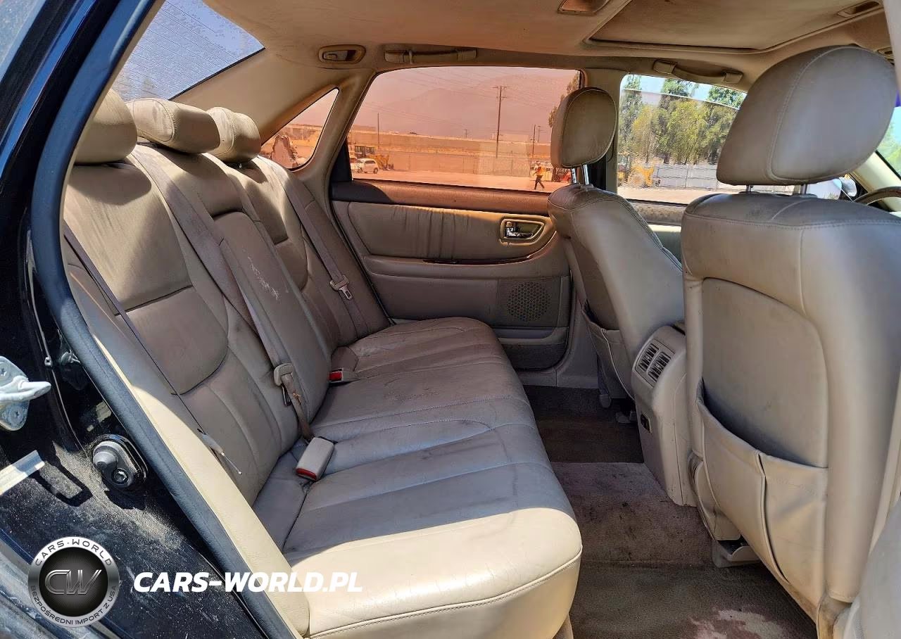 2000 Toyota Avalon Xls VIN:4T1BF28B2YU073752 - 10