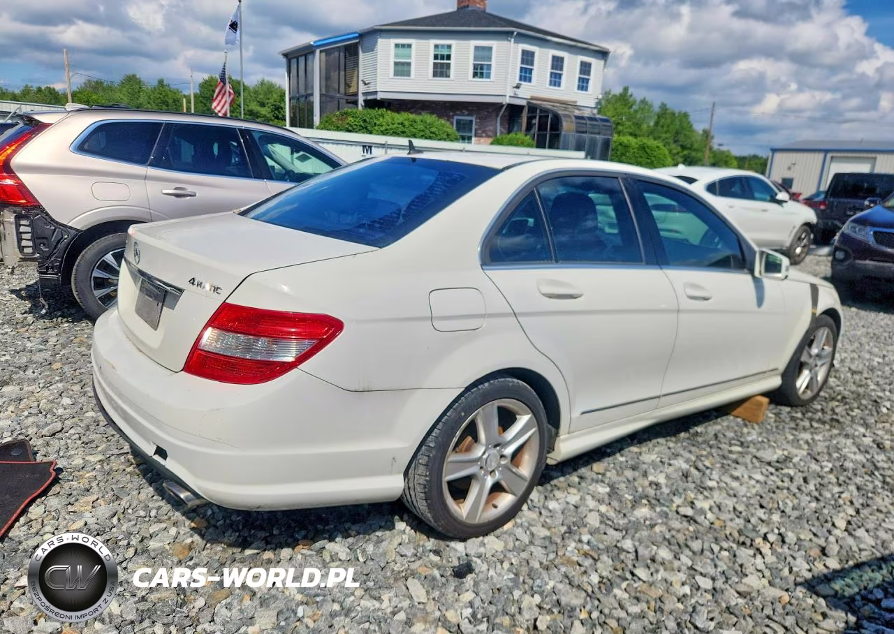 2011 Mercedes-Benz C 300 4Matic VIN:WDDGF8BB9BR148467 - 3