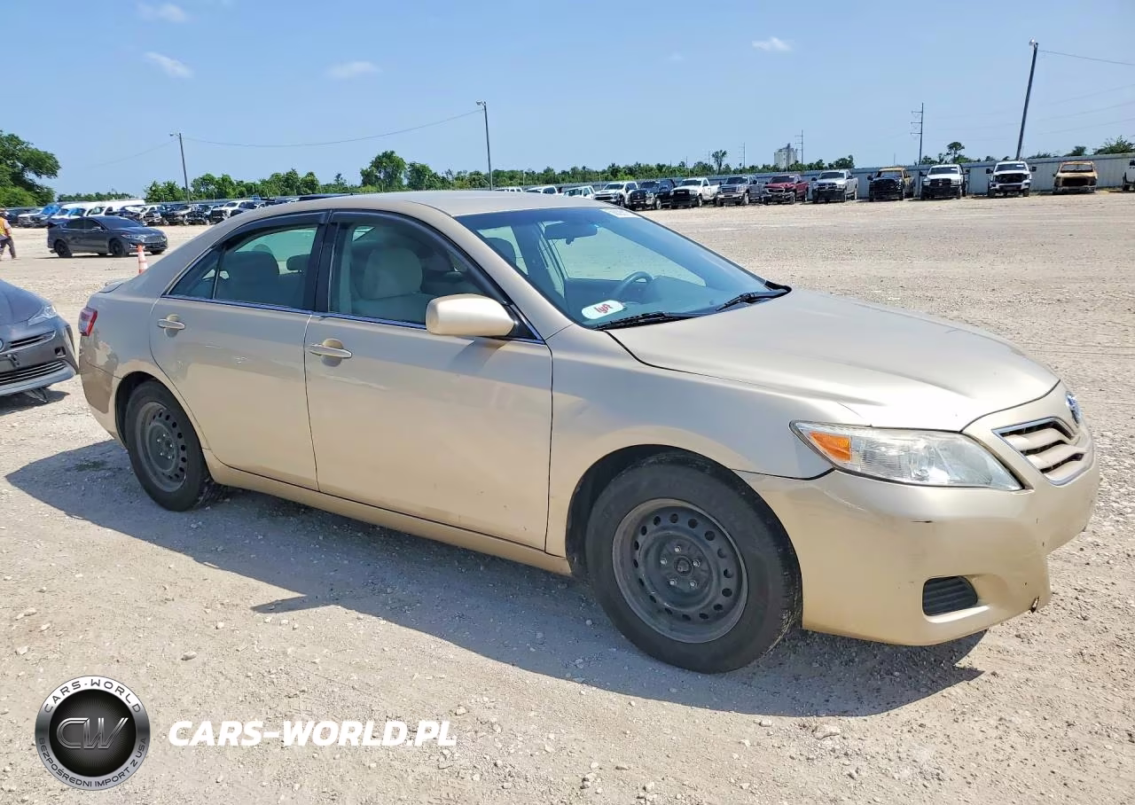 2011 Toyota Camry Le VIN:4T4BF3EK4BR118651 - 4