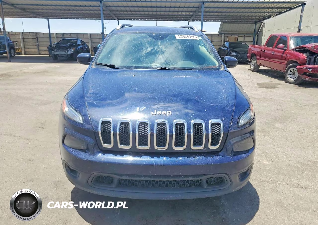 2015 Jeep Cherokee Latitude VIN:1C4PJLCB1FW721301 - 5