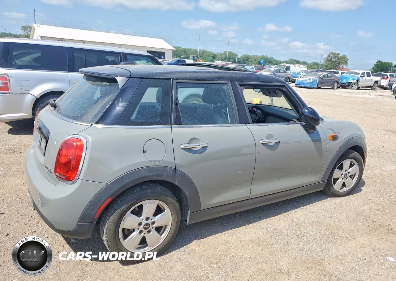 2016 Mini Cooper VIN:WMWXU1C57G2D09348 - 3