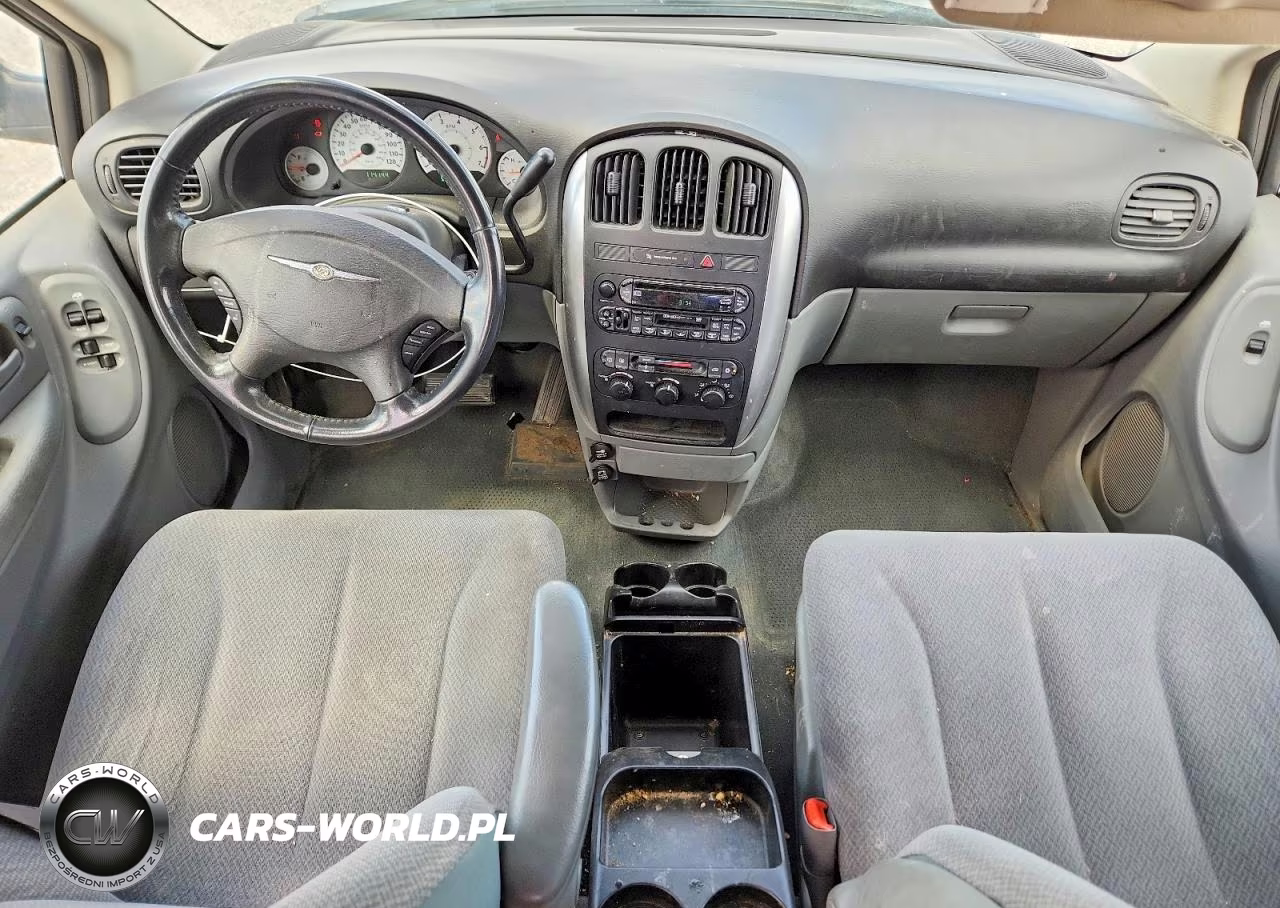2005 Chrysler Town & Country Touring VIN:2C4GP54L95R180569 - 8