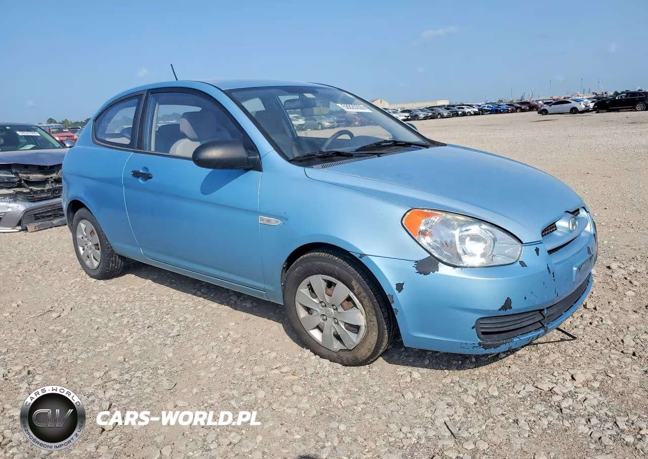 2009 Hyundai Accent Gs VIN:KMHCM36C19U128611 - 4
