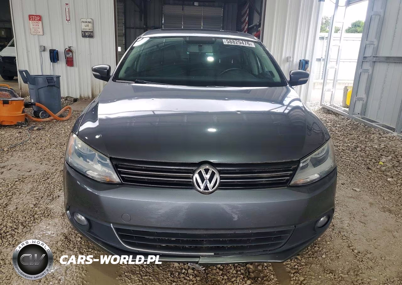 2012 Volkswagen Jetta Tdi VIN:3VWLL7AJ7CM322573 - 5