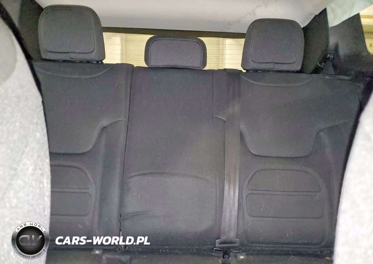 2019 Jeep Renegade Latitude VIN:ZACNJBBB5KPK71899 - 10