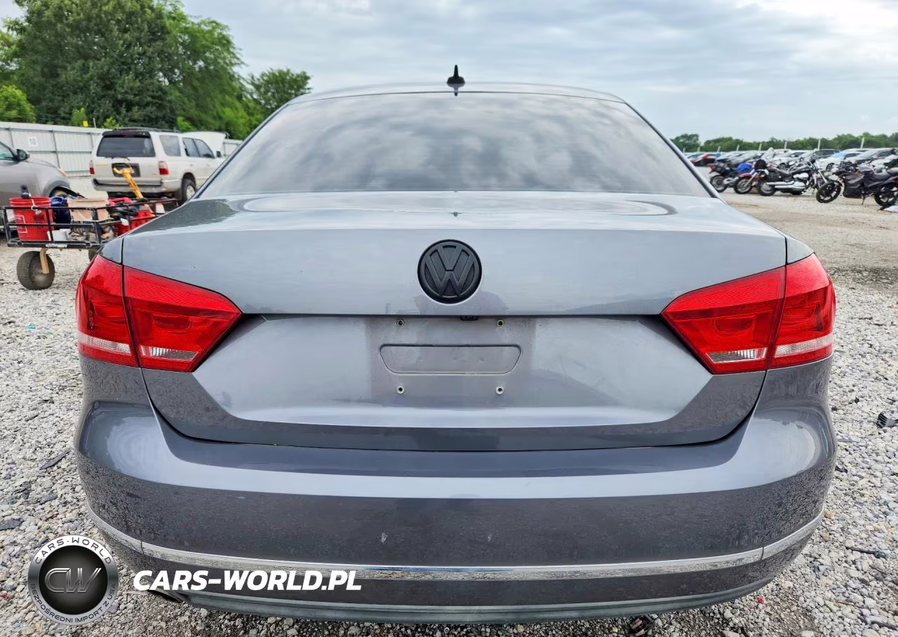 2015 Volkswagen Passat Sel VIN:1VWCV7A37FC036224 - 6