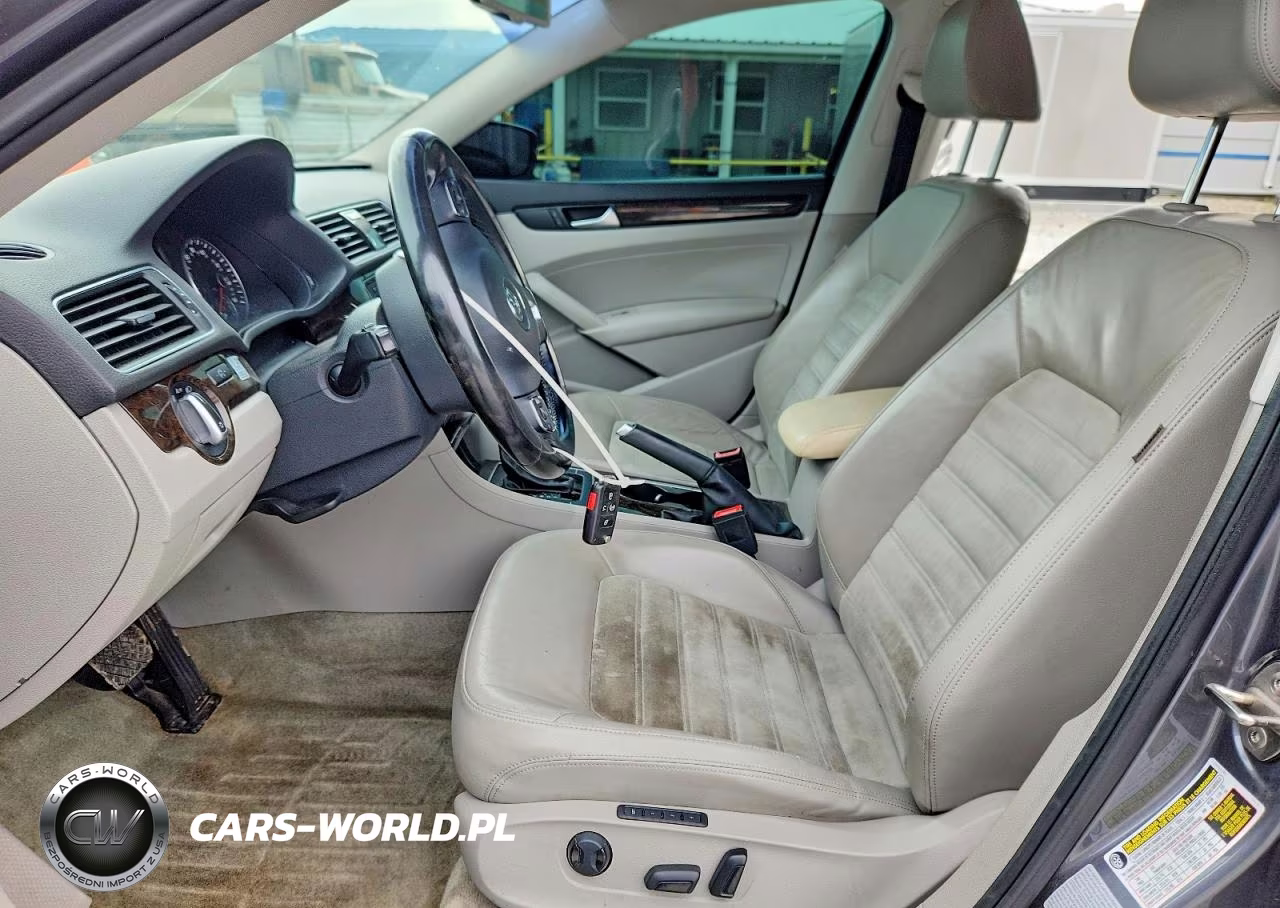 2015 Volkswagen Passat Sel VIN:1VWCV7A37FC036224 - 7