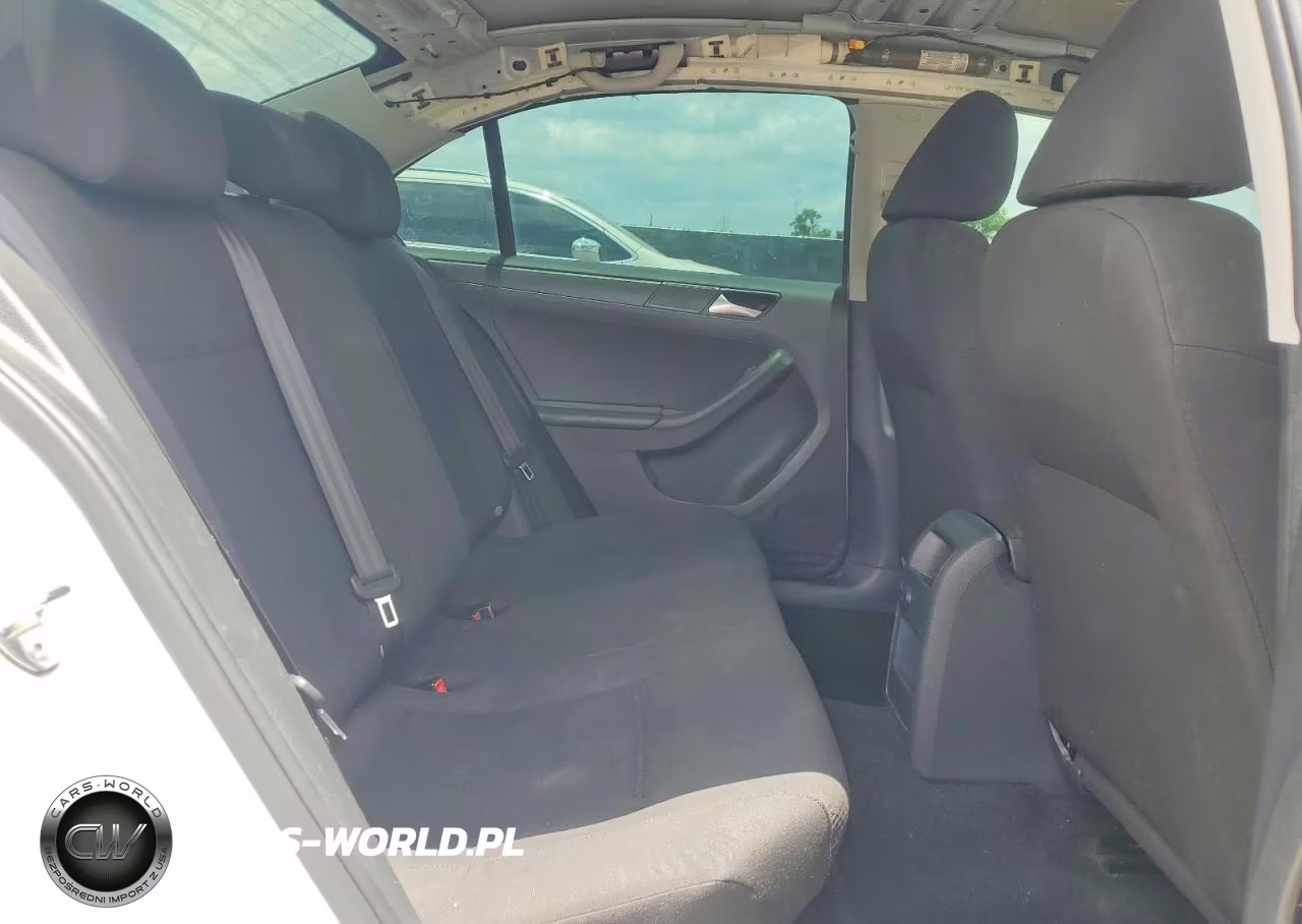 2016 Volkswagen Jetta S VIN:3VW267AJ5GM337730 - 10