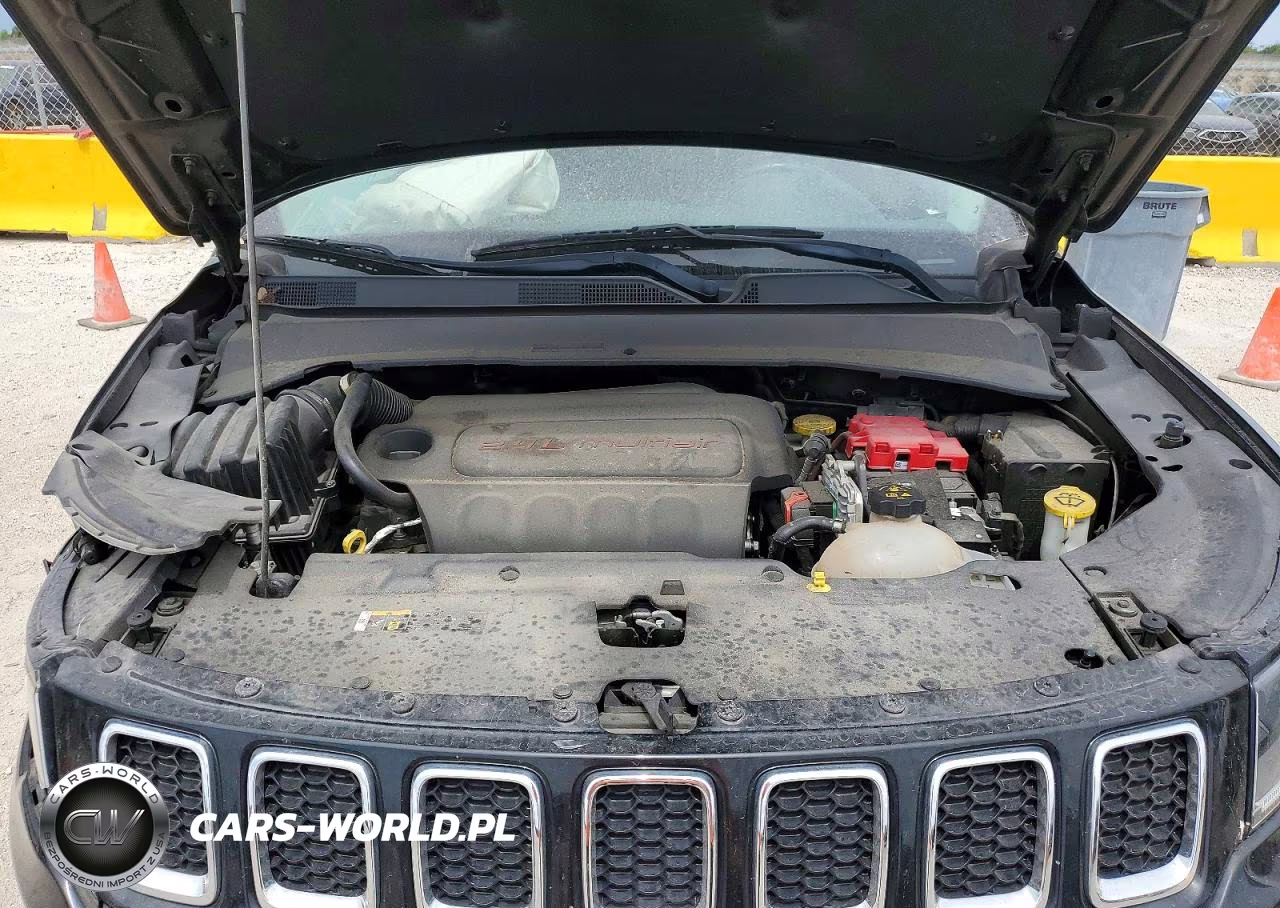 2019 Jeep Compass Latitude VIN:3C4NJDBB0KT834235 - 11