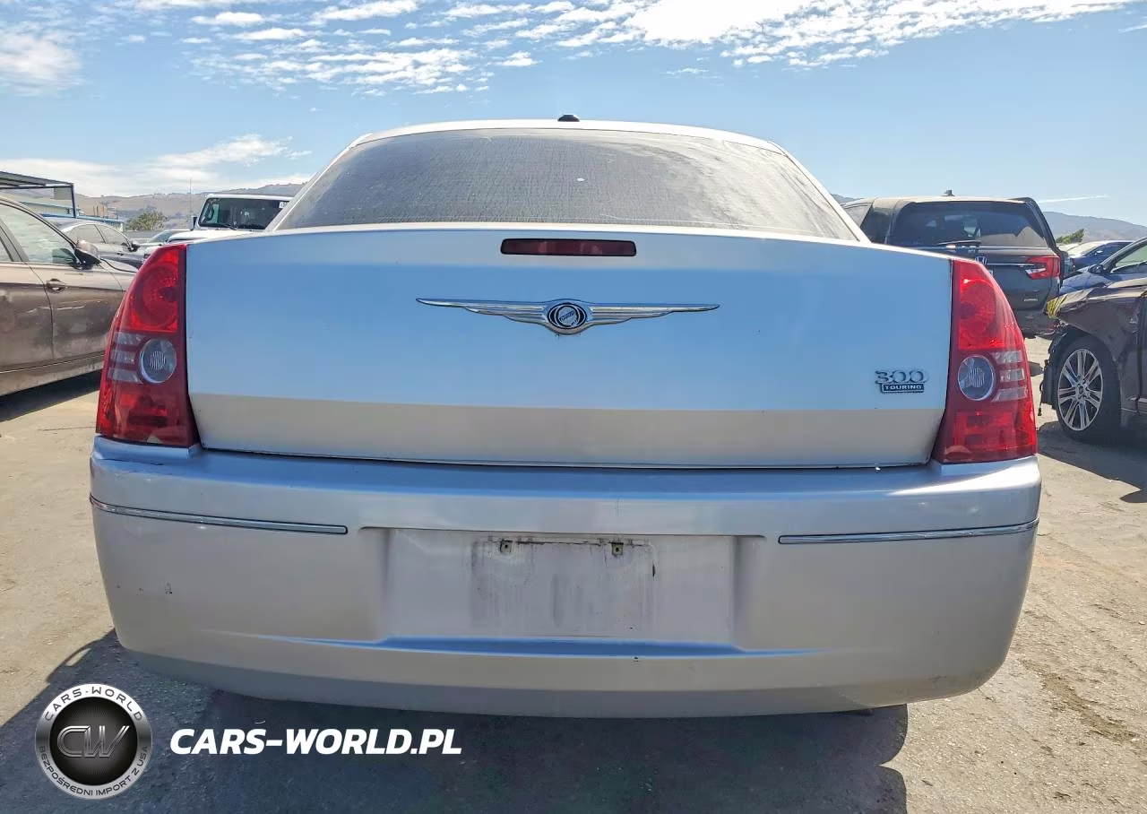 2010 Chrysler 300 Touring VIN:2C3CA5CV5AH185565 - 6