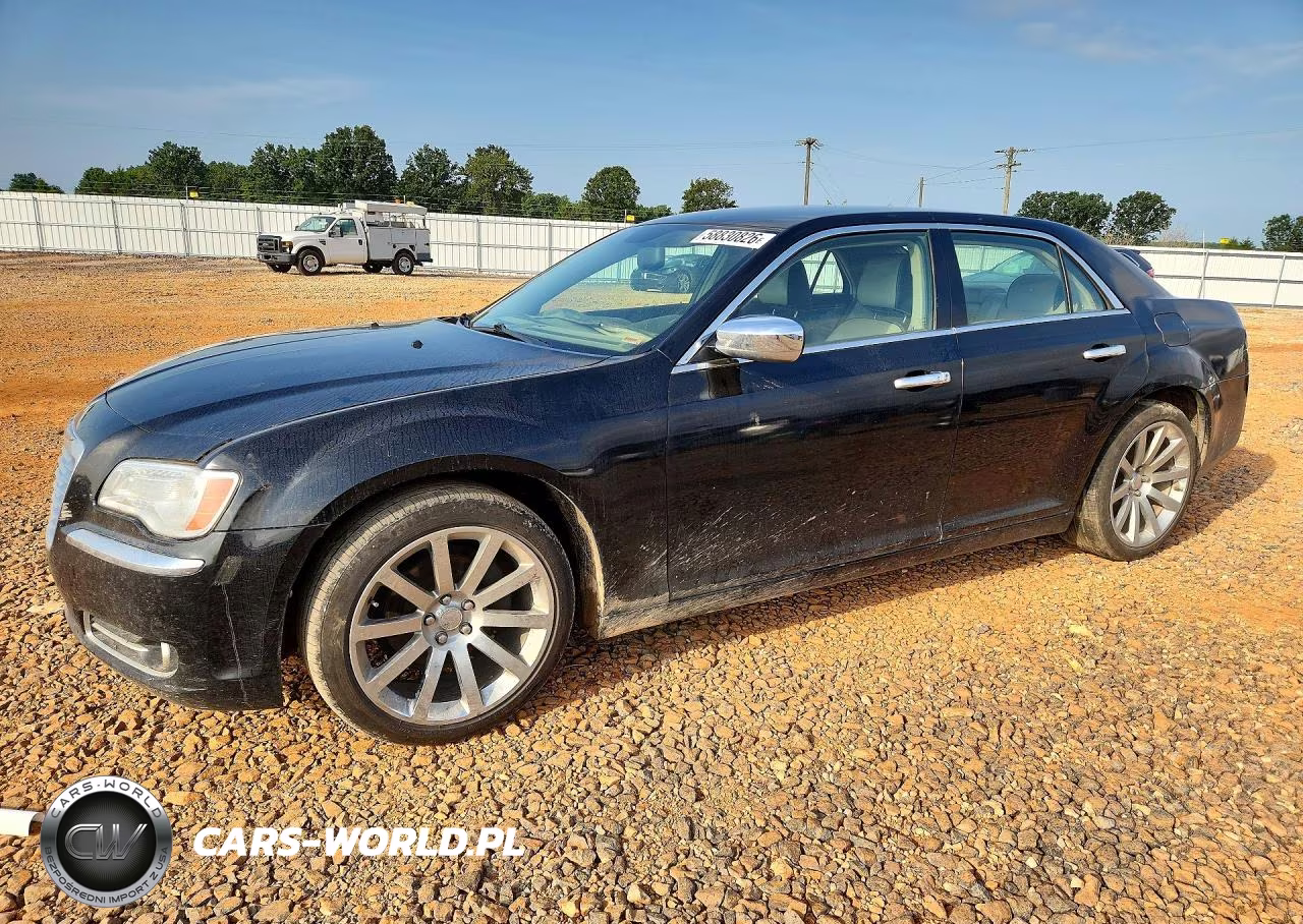 2013 Chrysler 300C Luxury