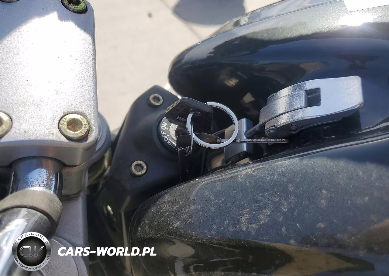 2001 Ducati M600 VIN:ZDM1RA2H51B012531 - 8