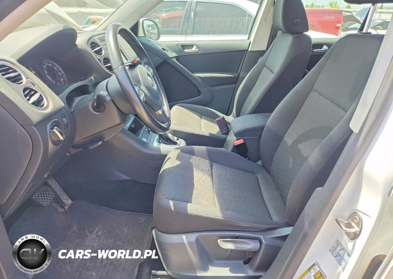 2018 Volkswagen Tiguan Limited VIN:WVGBV7AX5JK005078 - 7