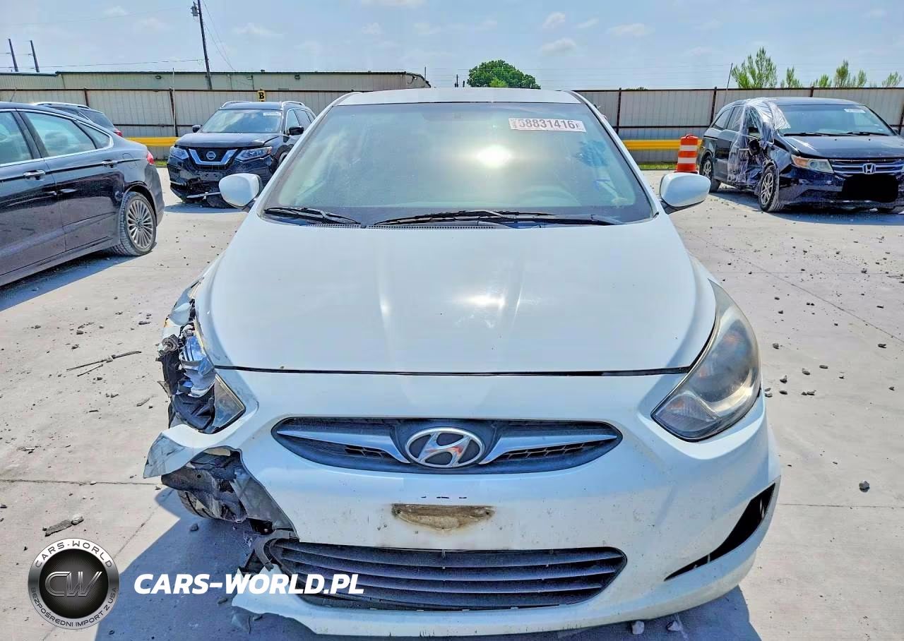2014 Hyundai Accent Gls VIN:KMHCT4AE0EU749754 - 5