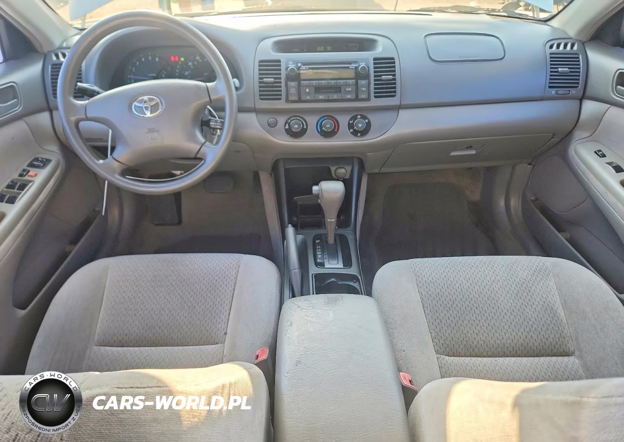 2004 Toyota Camry Le VIN:4T1BE32K34U327819 - 8