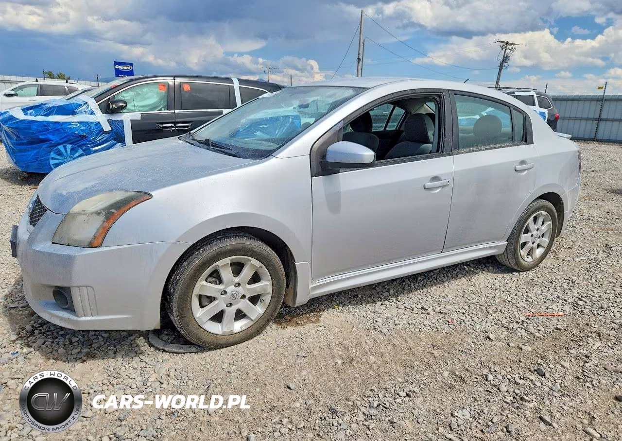 2012 Nissan Sentra 2.0 – zdjęcie 1 z 12
