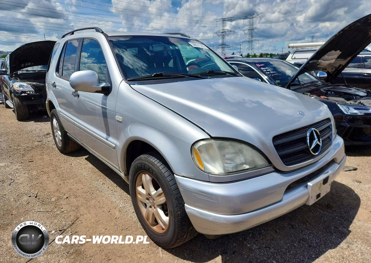 2001 Merz Ml-Class VIN:4JGAB72E21A280348 - 4