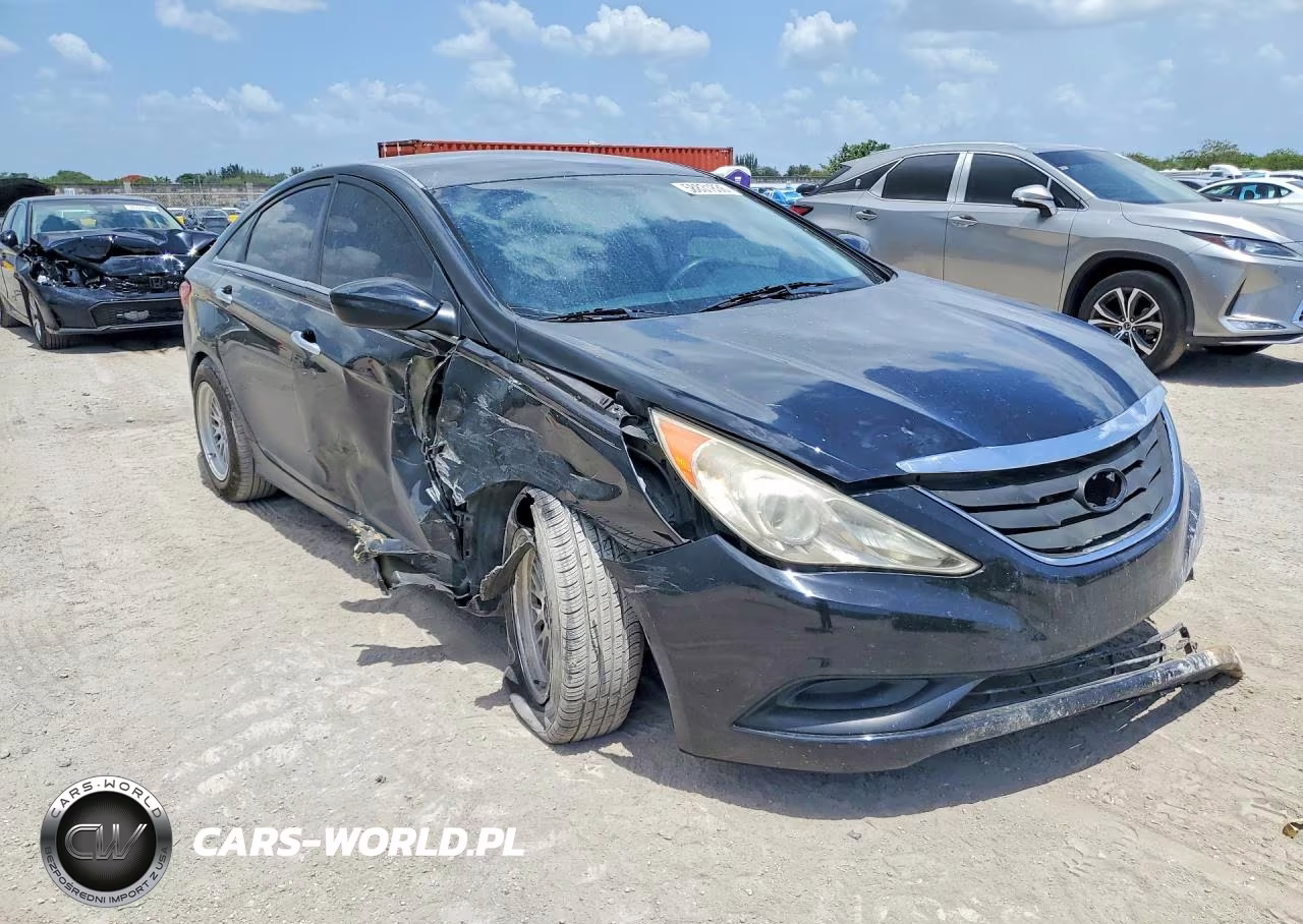2012 Hyundai Sonata Gls VIN:5NPEB4AC7CH353617 - 4