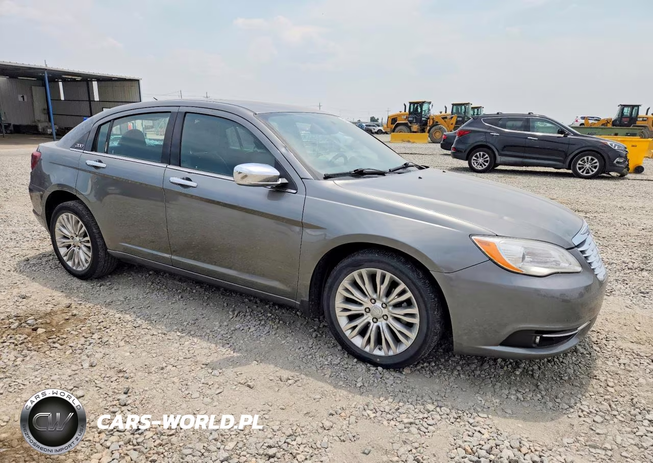 2012 Chrysler 200 Limited VIN:1C3CCBCG6CN168410 - 4