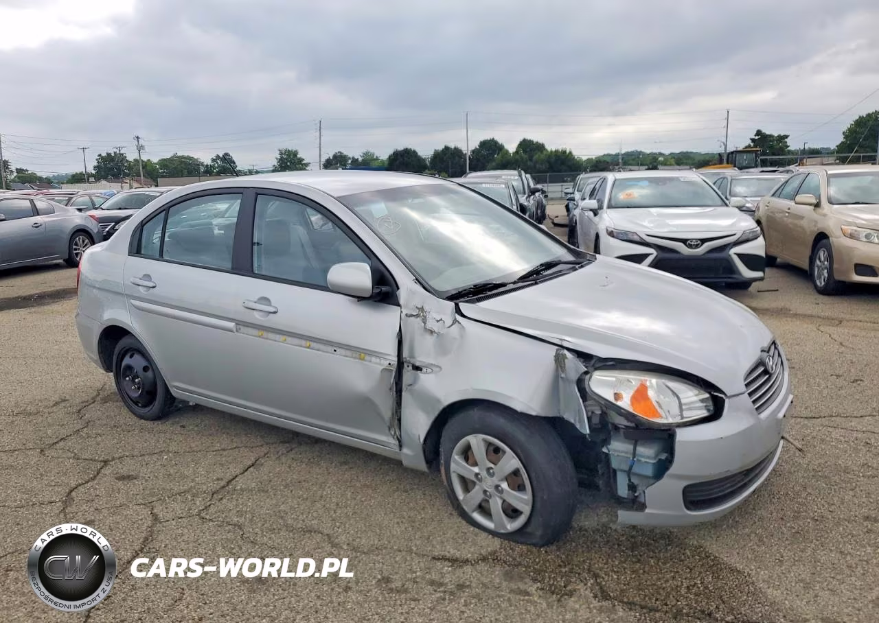 2010 Hyundai Accent Gls VIN:KMHCN4AC6AU428708 - 4