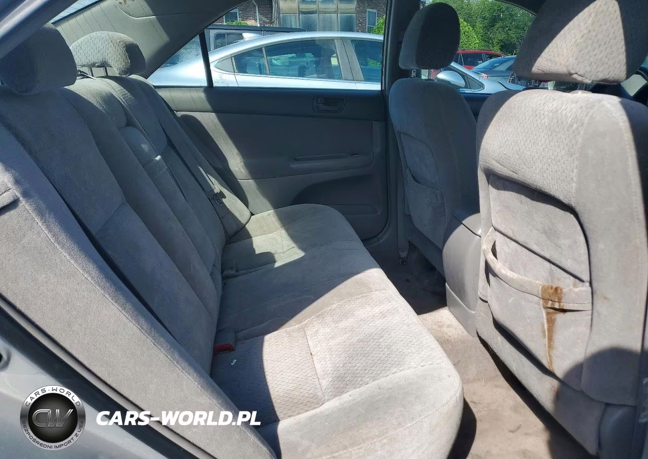 2004 Toyota Camry Le VIN:4T1BE32K24U356275 - 10