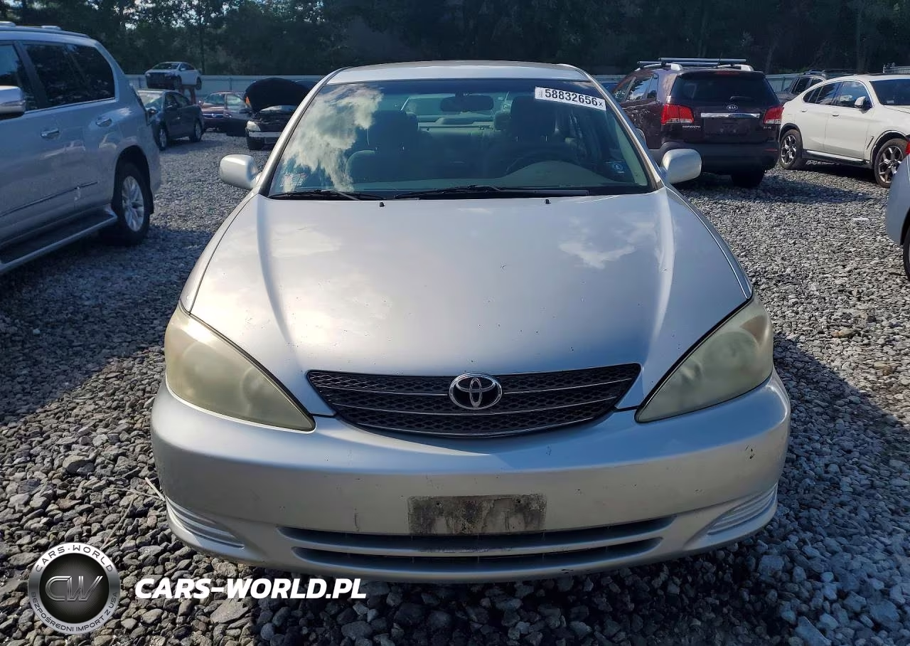 2004 Toyota Camry Le VIN:4T1BE32K24U356275 - 5