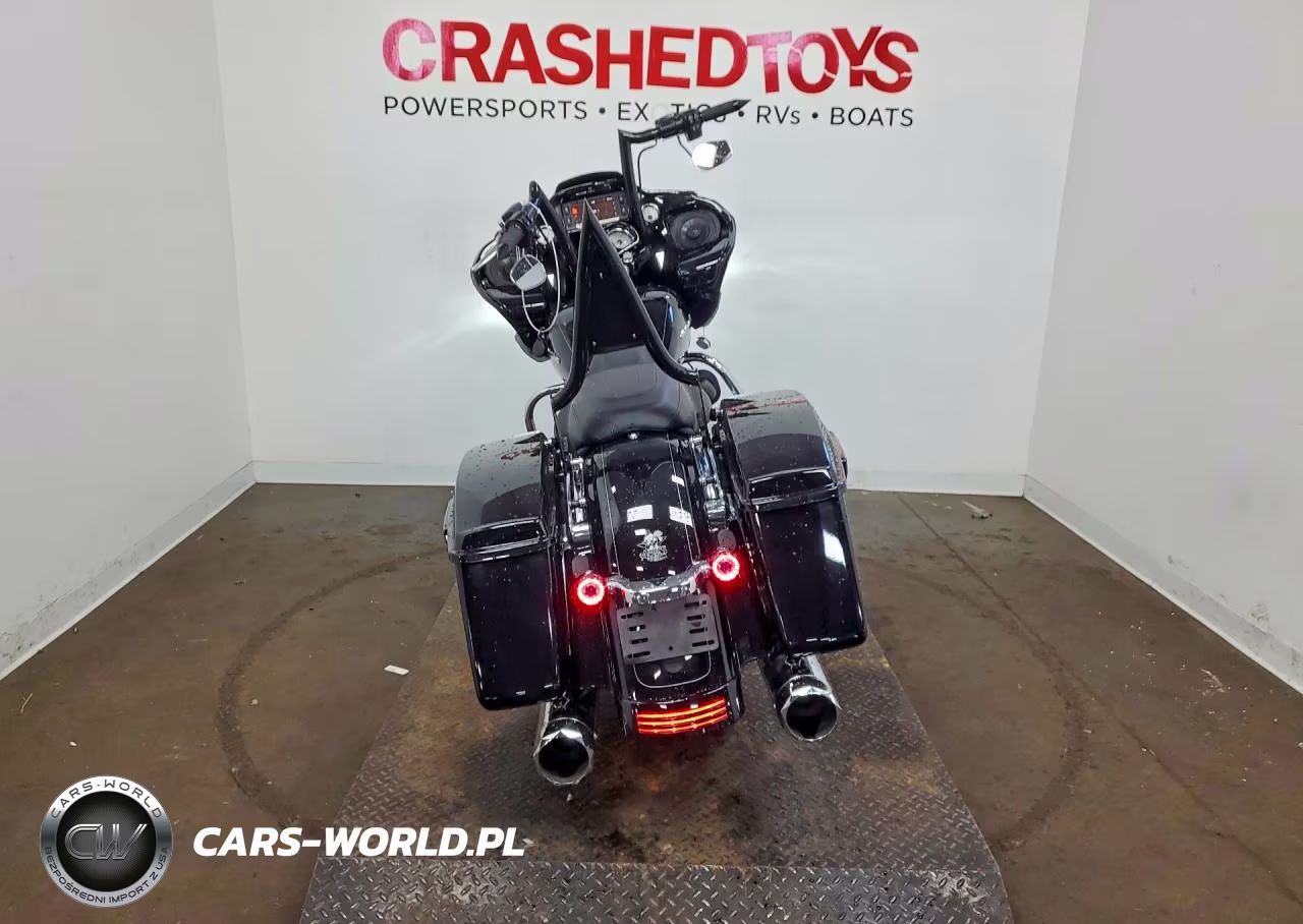 2015 Harley-Davidson Fltrxs Road Glide Special VIN:1HD1KTM14FB662470 - 4
