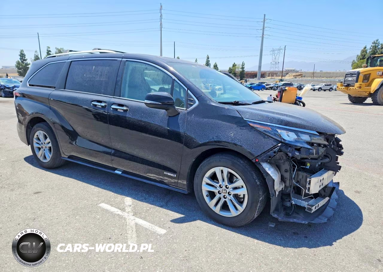 2021 Toyota Sienna Limited 7-Passenger VIN:5TDZRKEC2MS003383 - 4