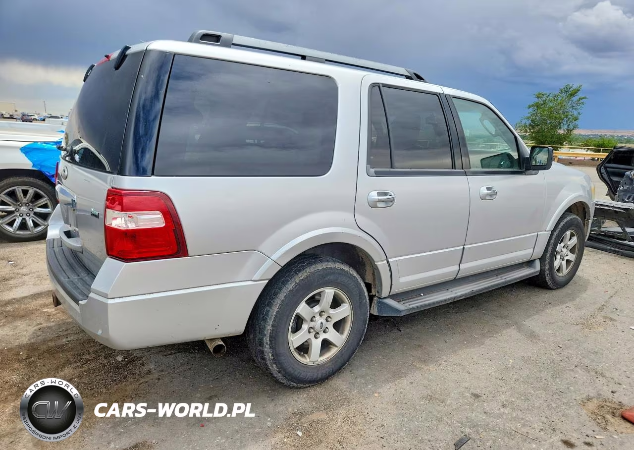 2010 Ford Expedition Xlt VIN:1FMJU1G52AEB63524 - 3