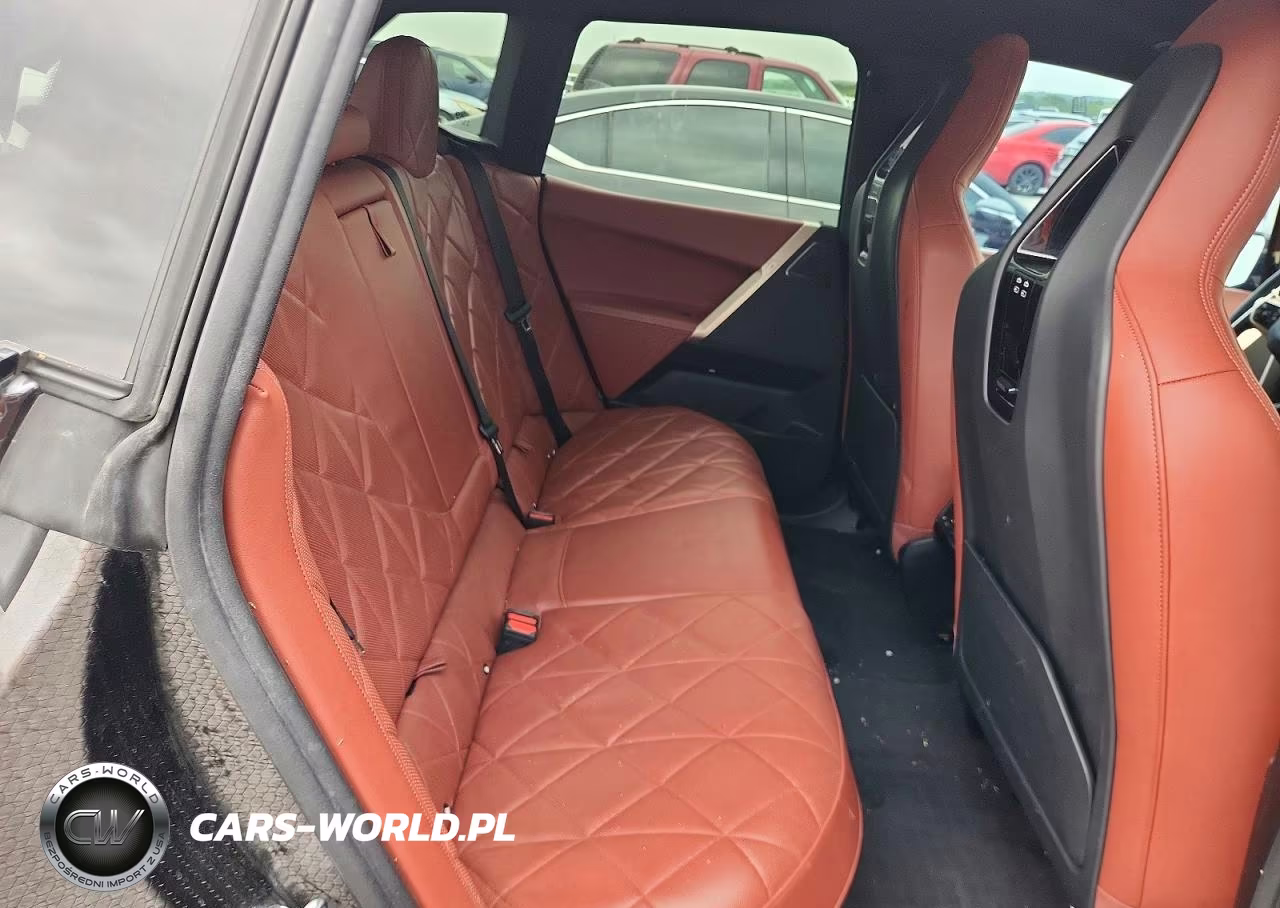 2022 BMW Ix xDrive50 VIN:WB523CF02NCK83057 - 10