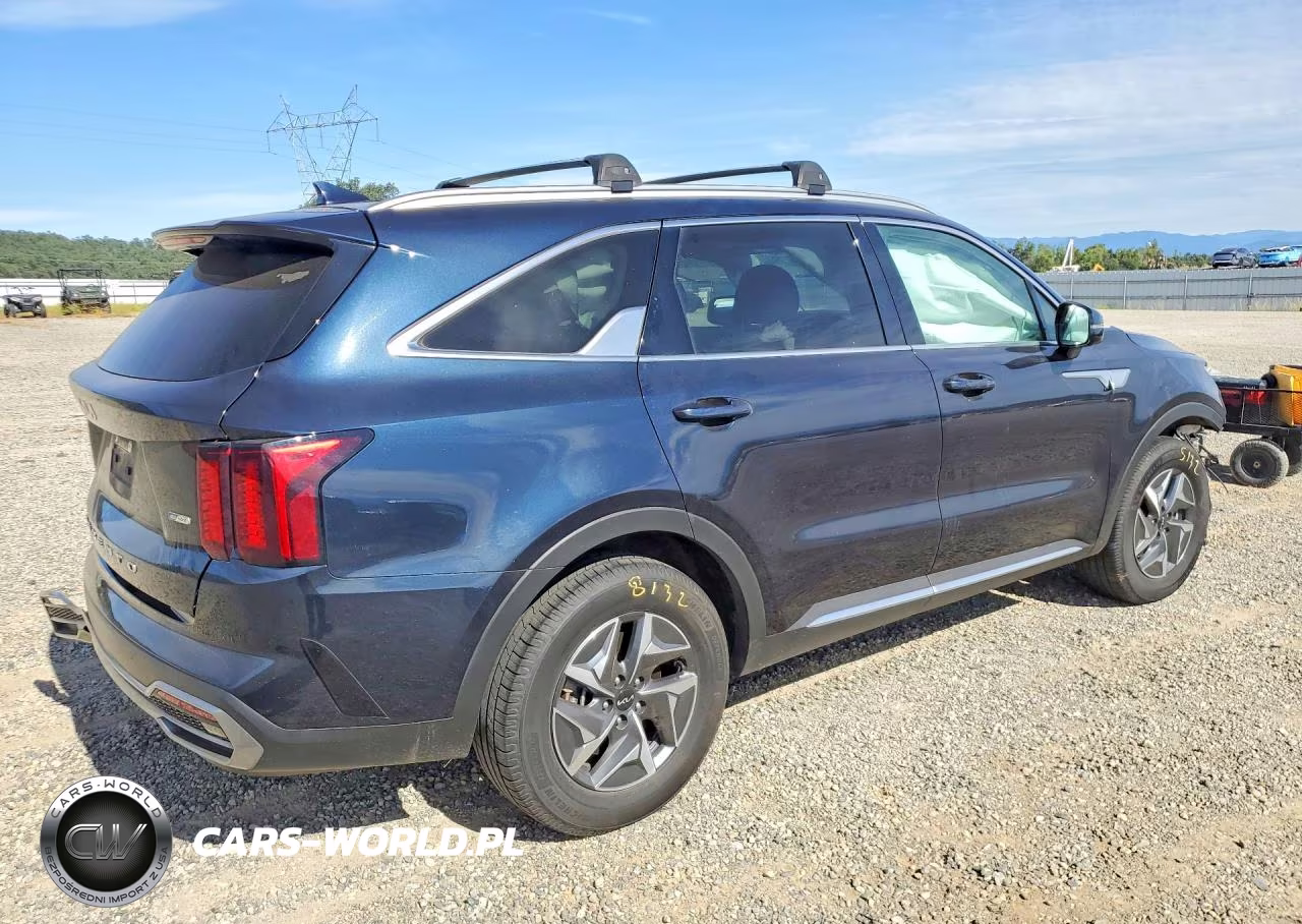 2022 Kia Sorento S VIN:KNDRG4LGXN5072384 - 3