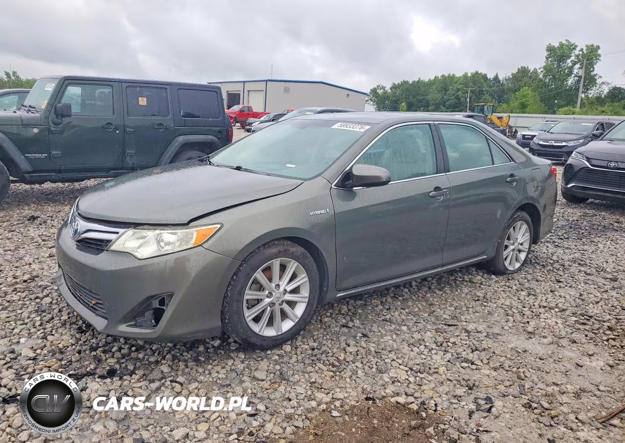 2013 Toyota Camry Hybrid Xle – zdjęcie 1 z 12