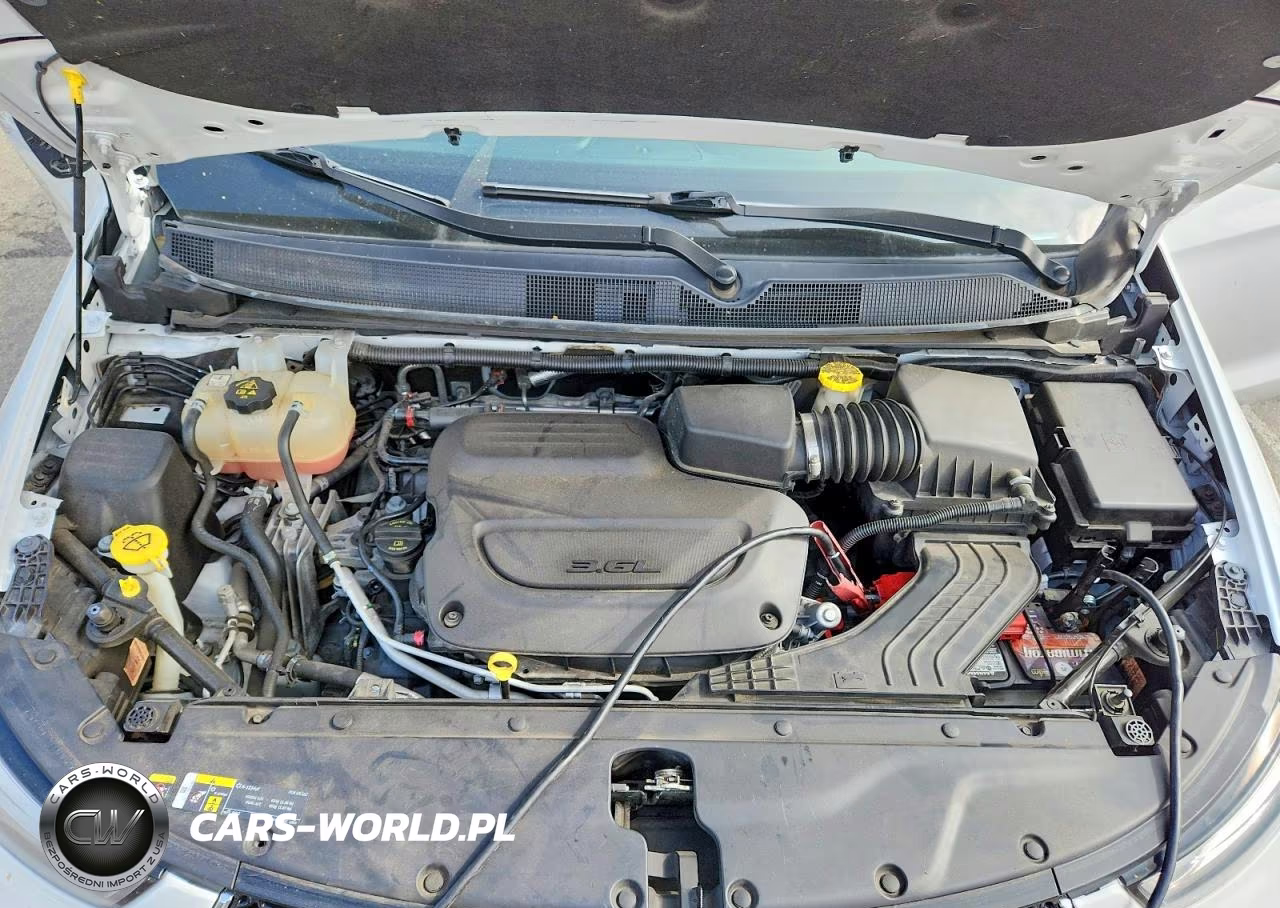 2022 Chrysler Pacifica Touring L VIN:2C4RC1BG0NR197859 - 12