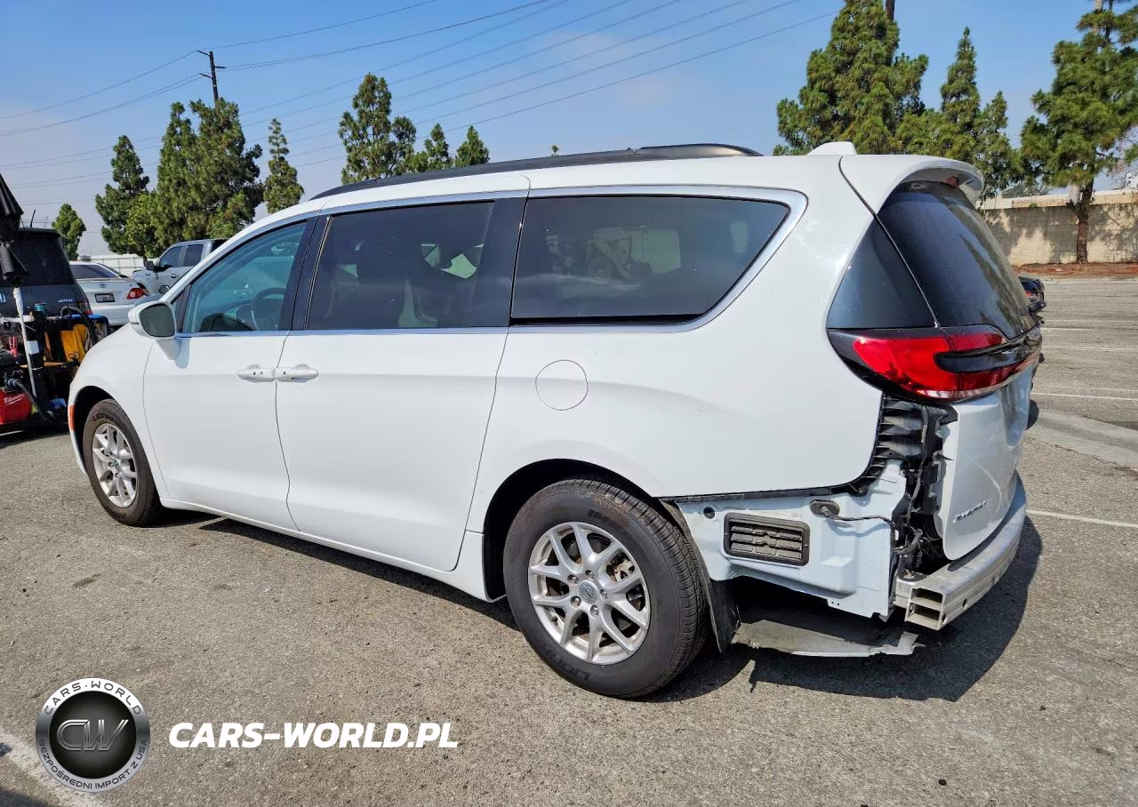 2022 Chrysler Pacifica Touring L VIN:2C4RC1BG0NR197859 - 2