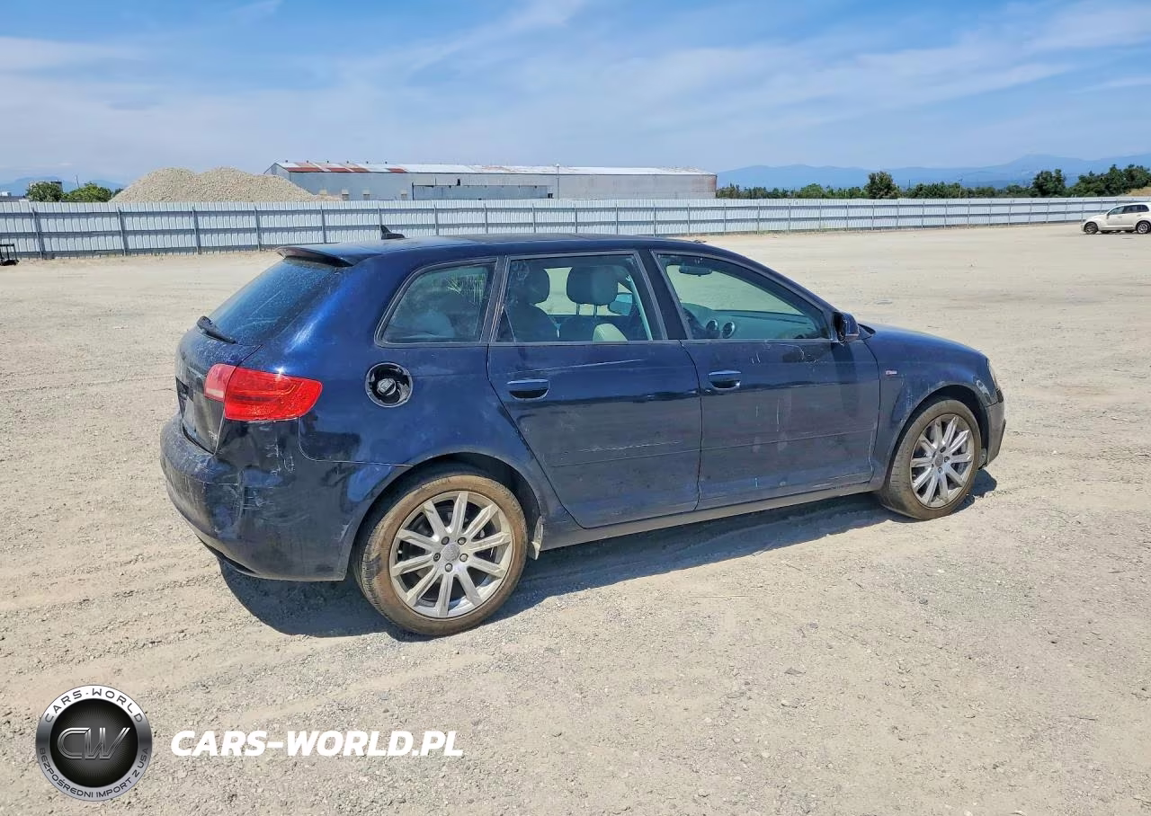 2011 Audi A3 Premium Plus VIN:WAUKEAFM5BA018479 - 3
