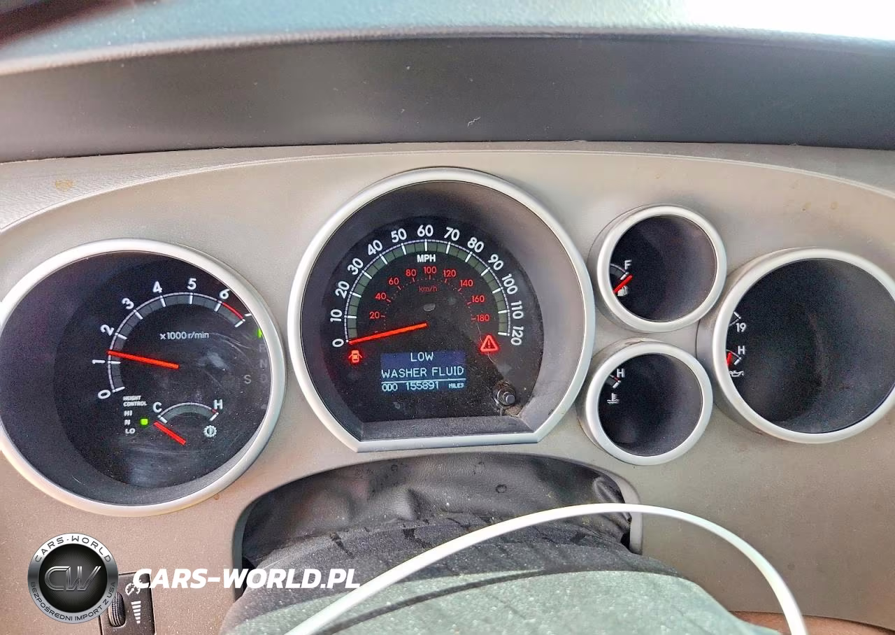 2016 Toyota Sequoia Platinum VIN:5TDDY5G15GS127856 - 9