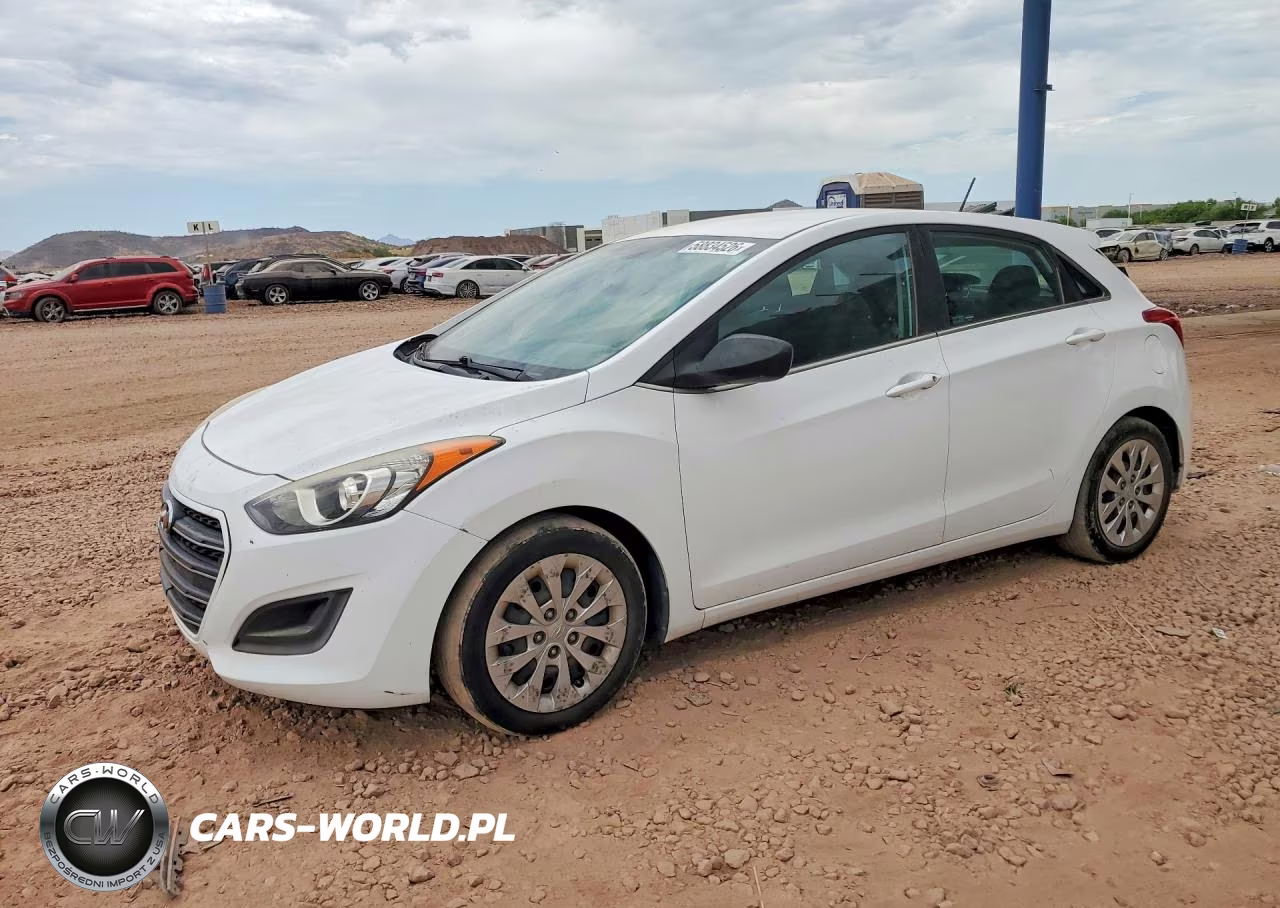 2017 Hyundai Elantra Gt – zdjęcie 1 z 12