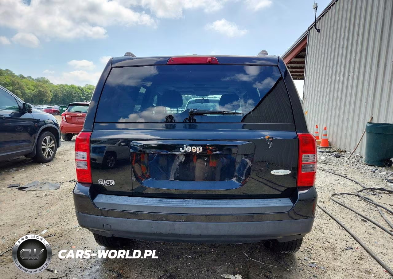 2014 Jeep Patriot Latitude VIN:1C4NJPFB8ED586953 - 6