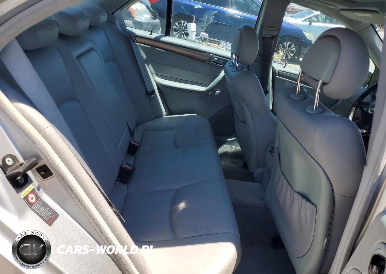 2004 Mercedes-Benz C 230K Sport Sedan VIN:WDBRF40J74A629355 - 10