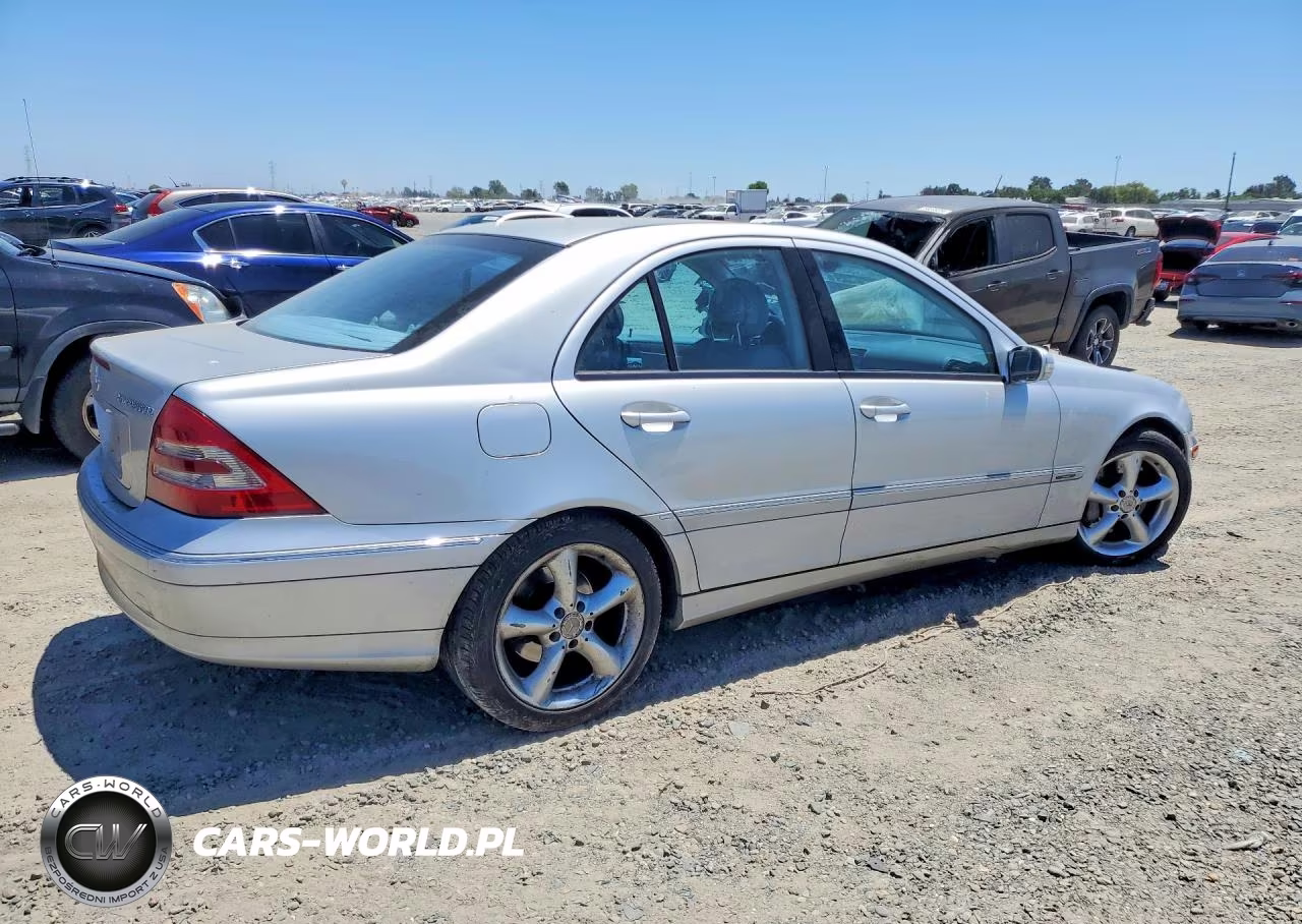 2004 Mercedes-Benz C 230K Sport Sedan VIN:WDBRF40J74A629355 - 3
