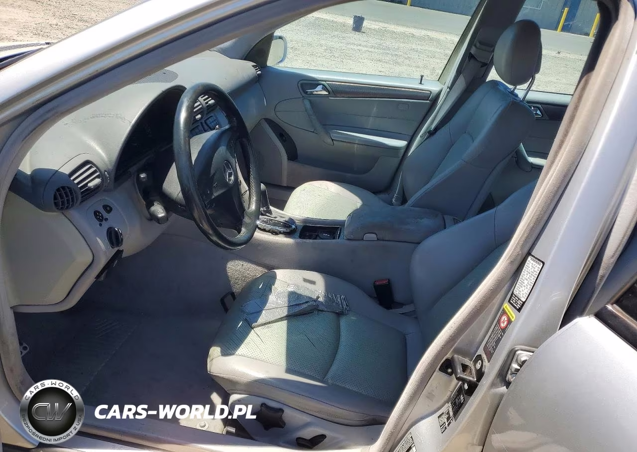 2004 Mercedes-Benz C 230K Sport Sedan VIN:WDBRF40J74A629355 - 7