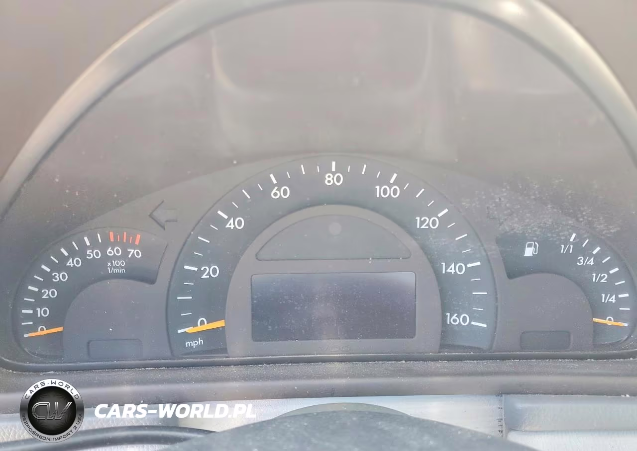 2004 Mercedes-Benz C 230K Sport Sedan VIN:WDBRF40J74A629355 - 9