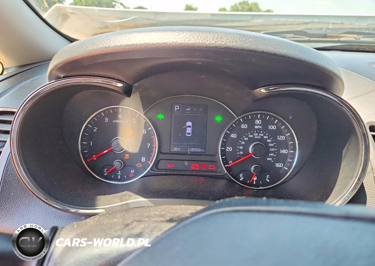 2018 Kia Forte Lx VIN:3KPFK4A78JE268004 - 9