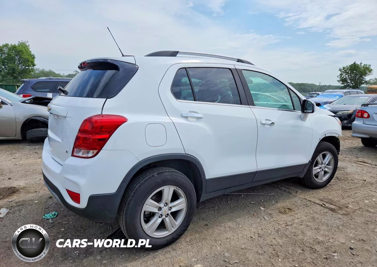 2019 Chevrolet Trax 1Lt VIN:KL7CJPSB3KB831840 - 3