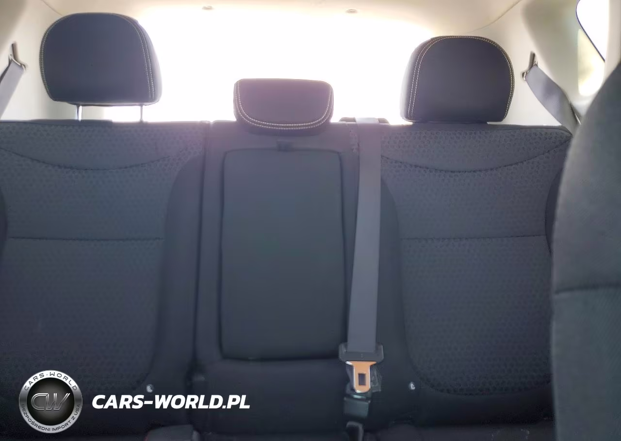 2016 Kia Soul + VIN:KNDJP3A58G7335990 - 10